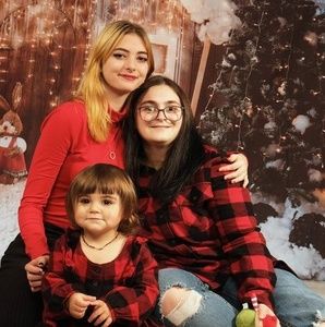 Meet your Posher, Kassandra